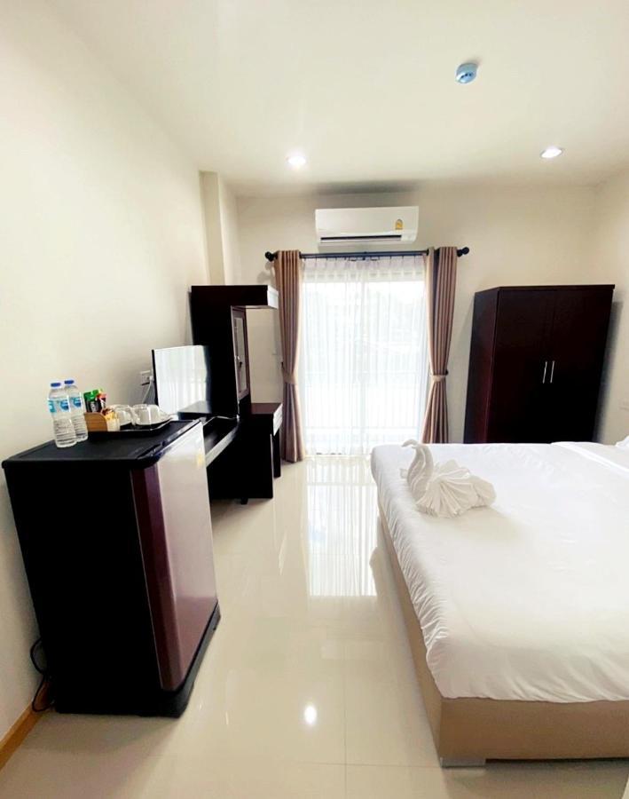 Re Riva Apartment Bangkok Exterior photo